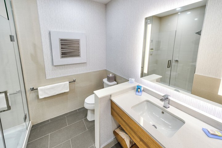 Holiday Inn Express & Suites Trois Rivieres Ouest by IHG