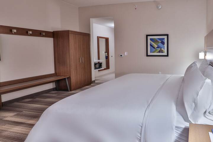 Room 19 of 67
