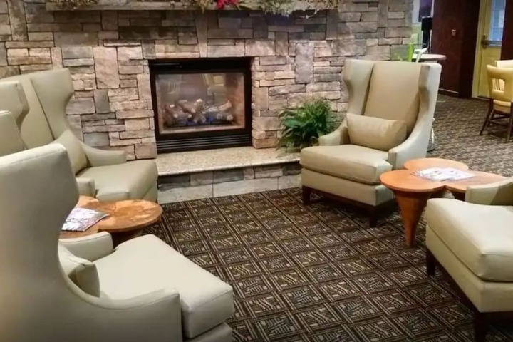 Hotel Interior 6 of 43