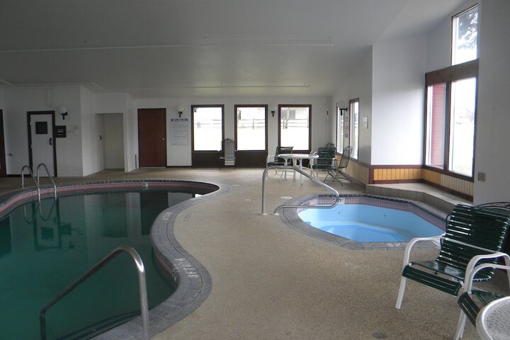 Pool 7 of 39