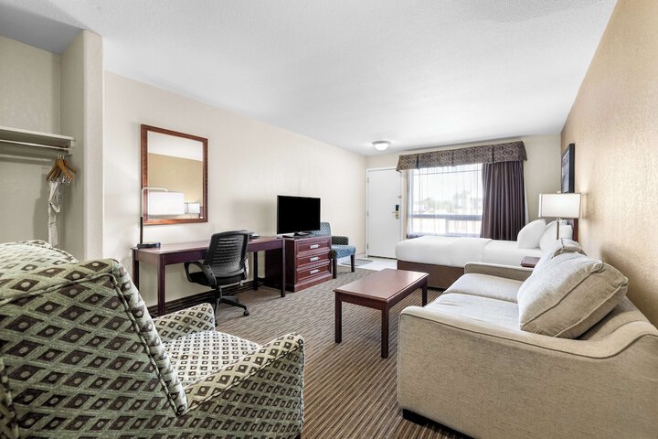 Room 42 of 46
