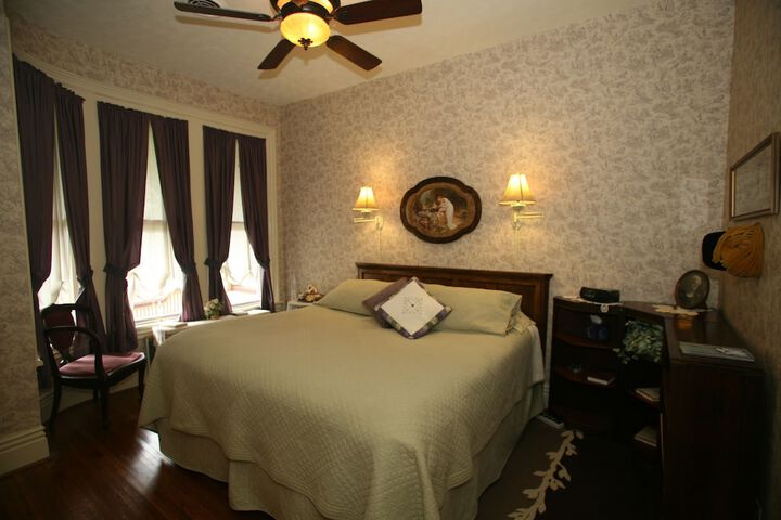 Room 37 of 46