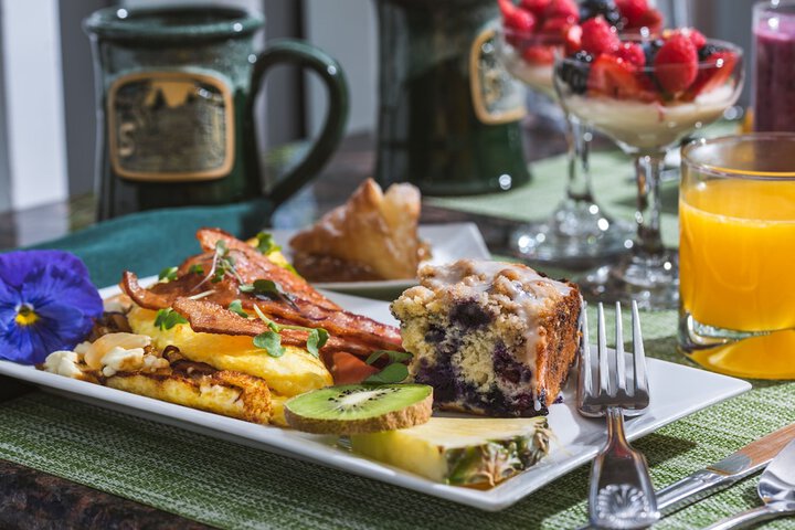 Breakfast/Coffee Service 125 of 147