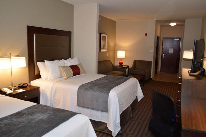 Best Western Plus Stevens County Inn