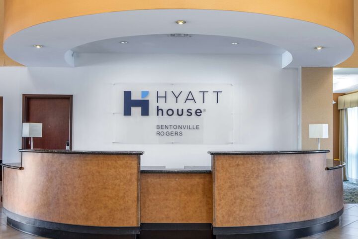 Hyatt House Bentonville / Rogers