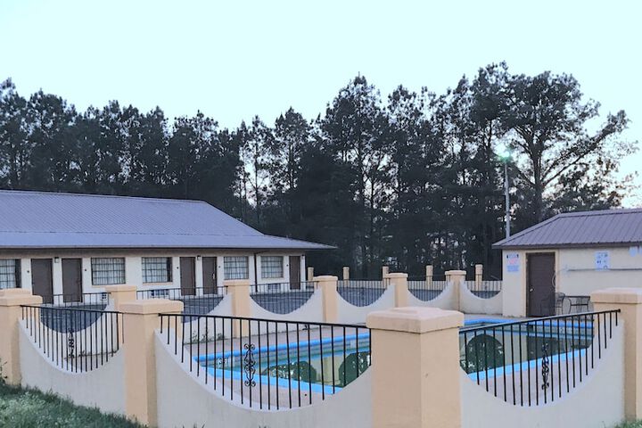 Rodeway Inn Hazlehurst
