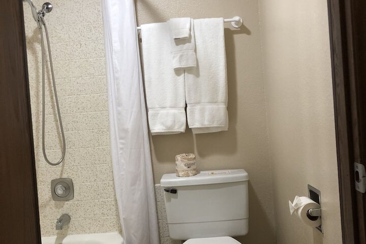 Super 8 by Wyndham Florence OR