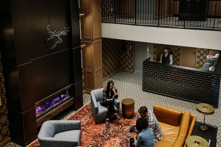 Hotel Interior 7 of 32