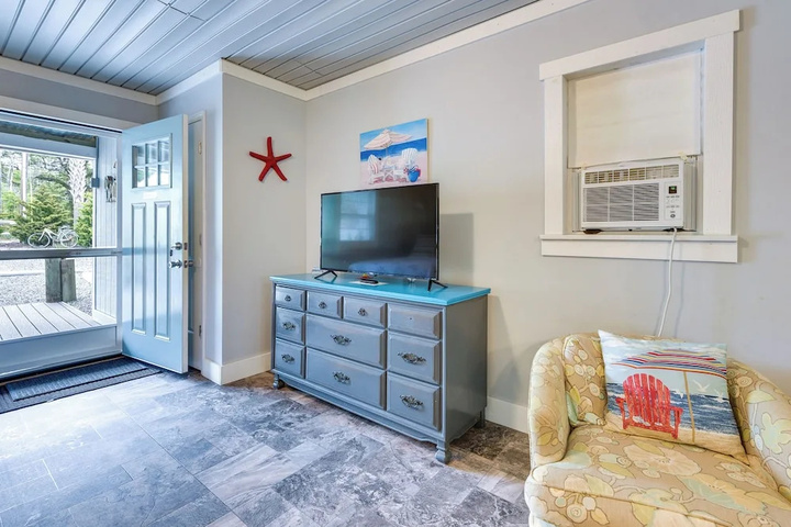 Ocean Isle Beach Studio: 1 Mi to Downtown & Pier