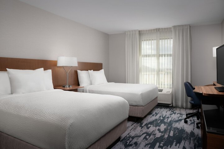 Room 20 of 33