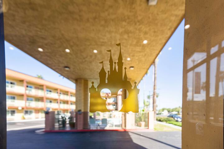 Hotel 6 of 25