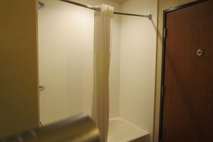 Room 22 of 49