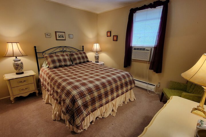 Arrowmont Stables & Cabins