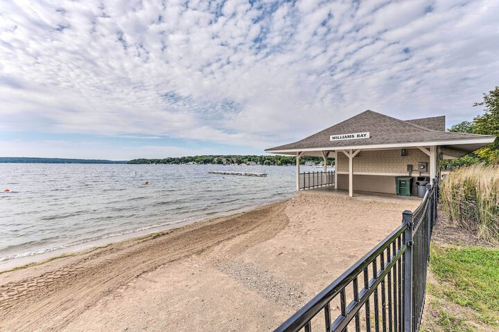 Breezy-chic Apartment - Steps to Geneva Lake!