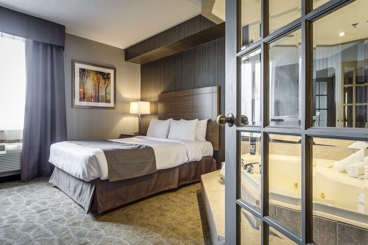 Room 34 of 61