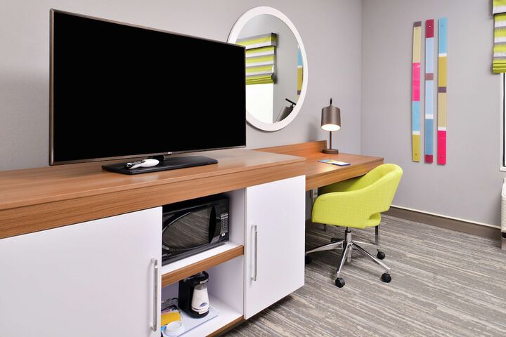 Room 25 of 58