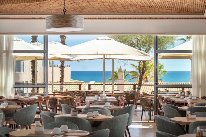 Grande Real Santa Eulalia Resort