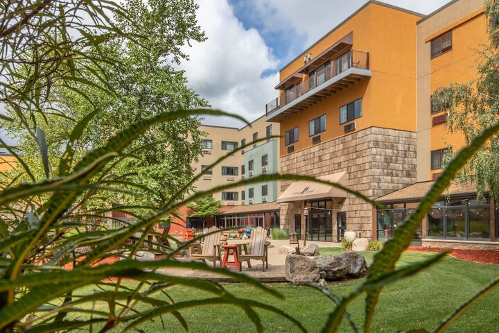 Hotel 4 of 56