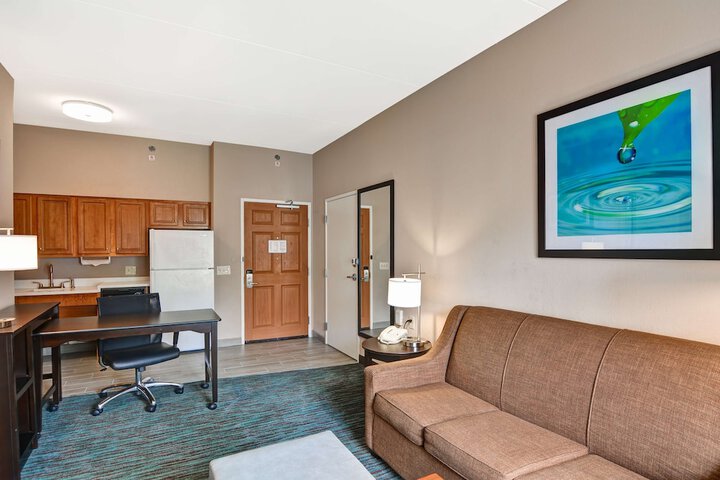 Homewood Suites by Hilton Aurora Naperville