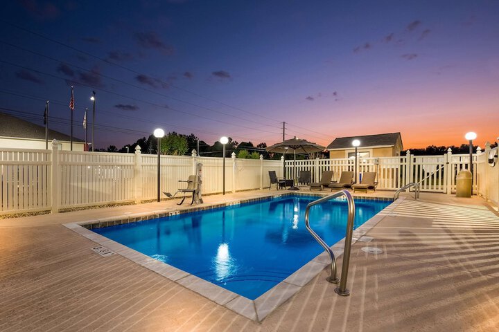 Pool 6 of 32