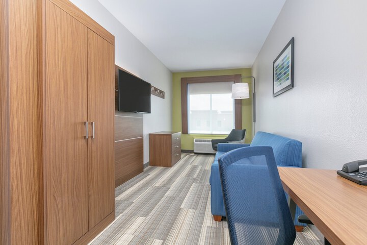 Holiday Inn Express Hotel & Suites Clute - Lake Jackson by IHG
