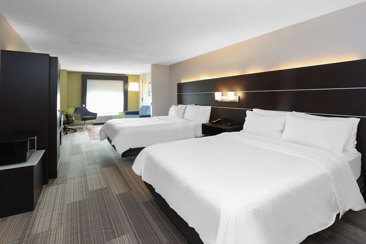 Room 46 of 65