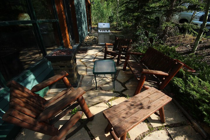 Property Grounds 37 of 37