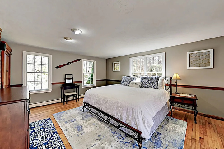 Quiet Family - 4 Br Home