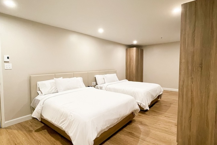 Room 26 of 42