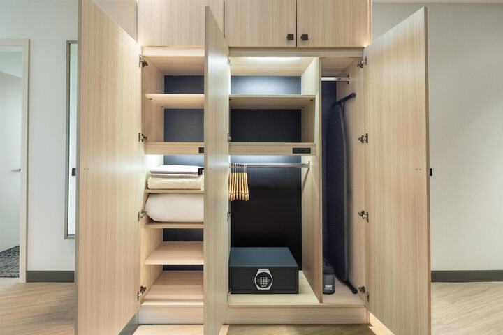 Homewood Suites by Hilton Surrey