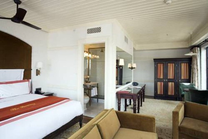 Room 26 of 51