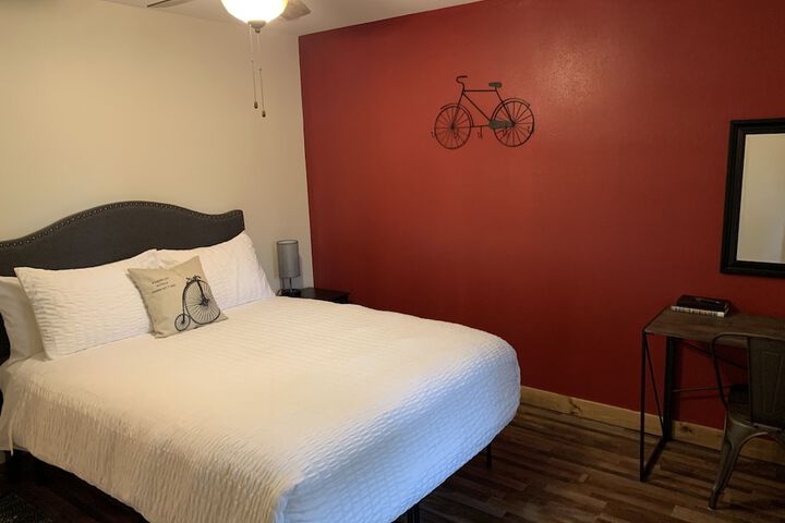 Room 22 of 48