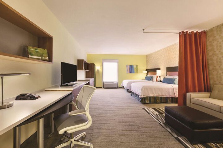 Room 12 of 26