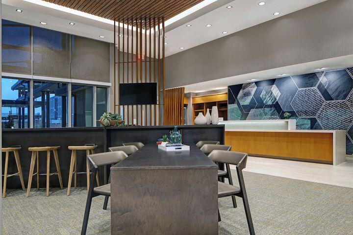 Hotel Interior 11 of 40