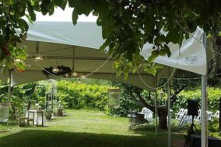 Columbia Gardens Winery and Grape Escape Guesthouse