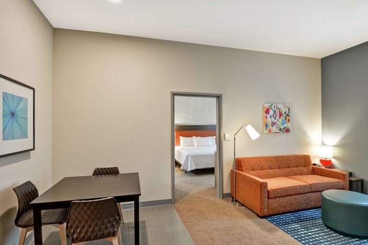 Room 19 of 48