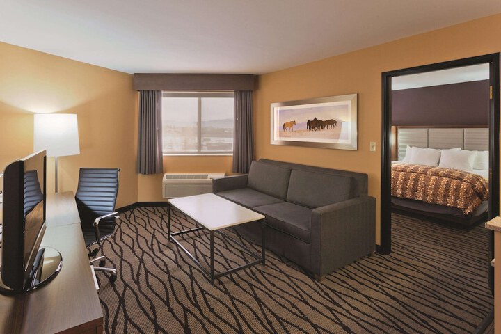 Room 17 of 50