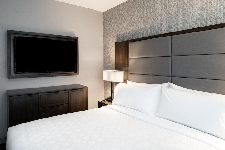 Staybridge Suites Boston - Quincy by IHG