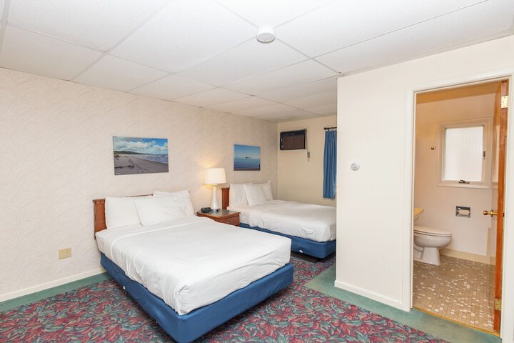 Cedar Motor Inn