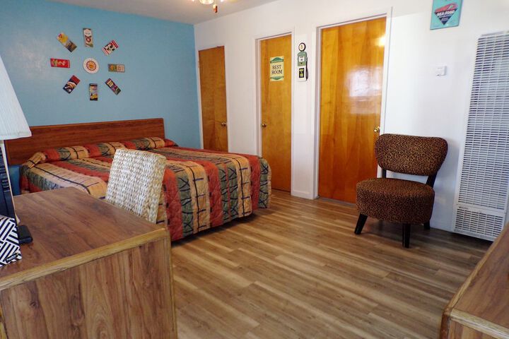 Room 51 of 90