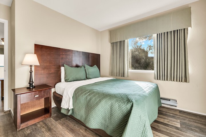 Room 21 of 33