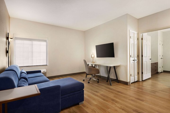 Room 31 of 63