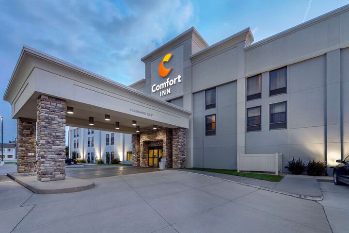 Hotel 4 of 30