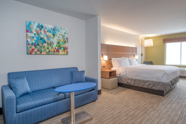 Room 19 of 49