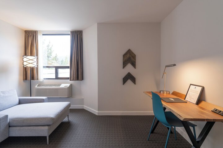 Adara Hotel