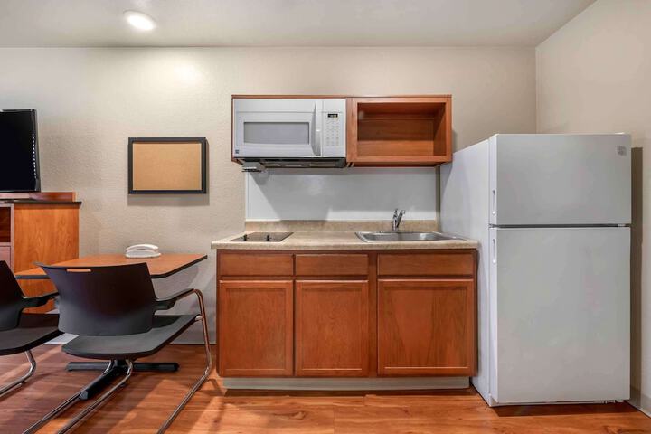 Room 18 of 31