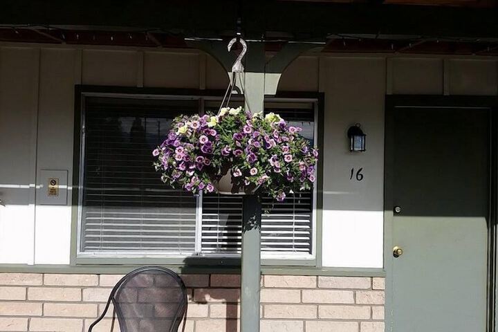 Property Grounds 102 of 105