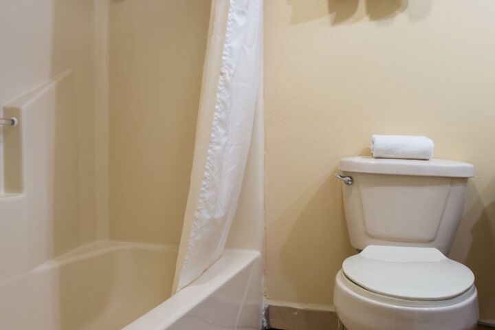 Room 14 of 35