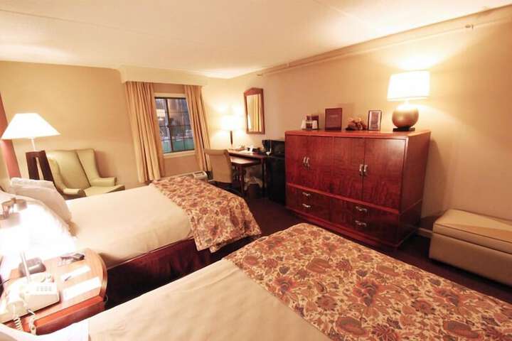 Room 48 of 69