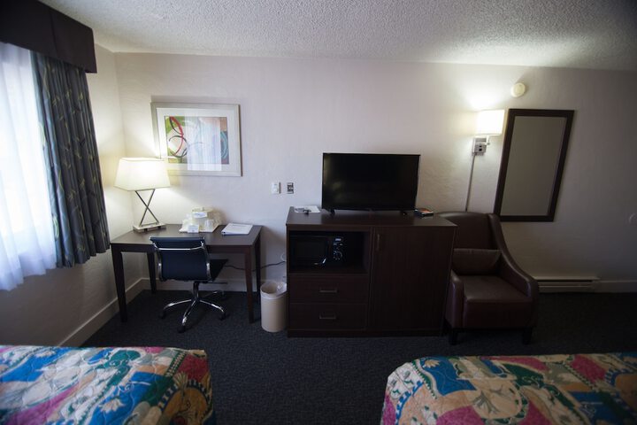 Room 37 of 86